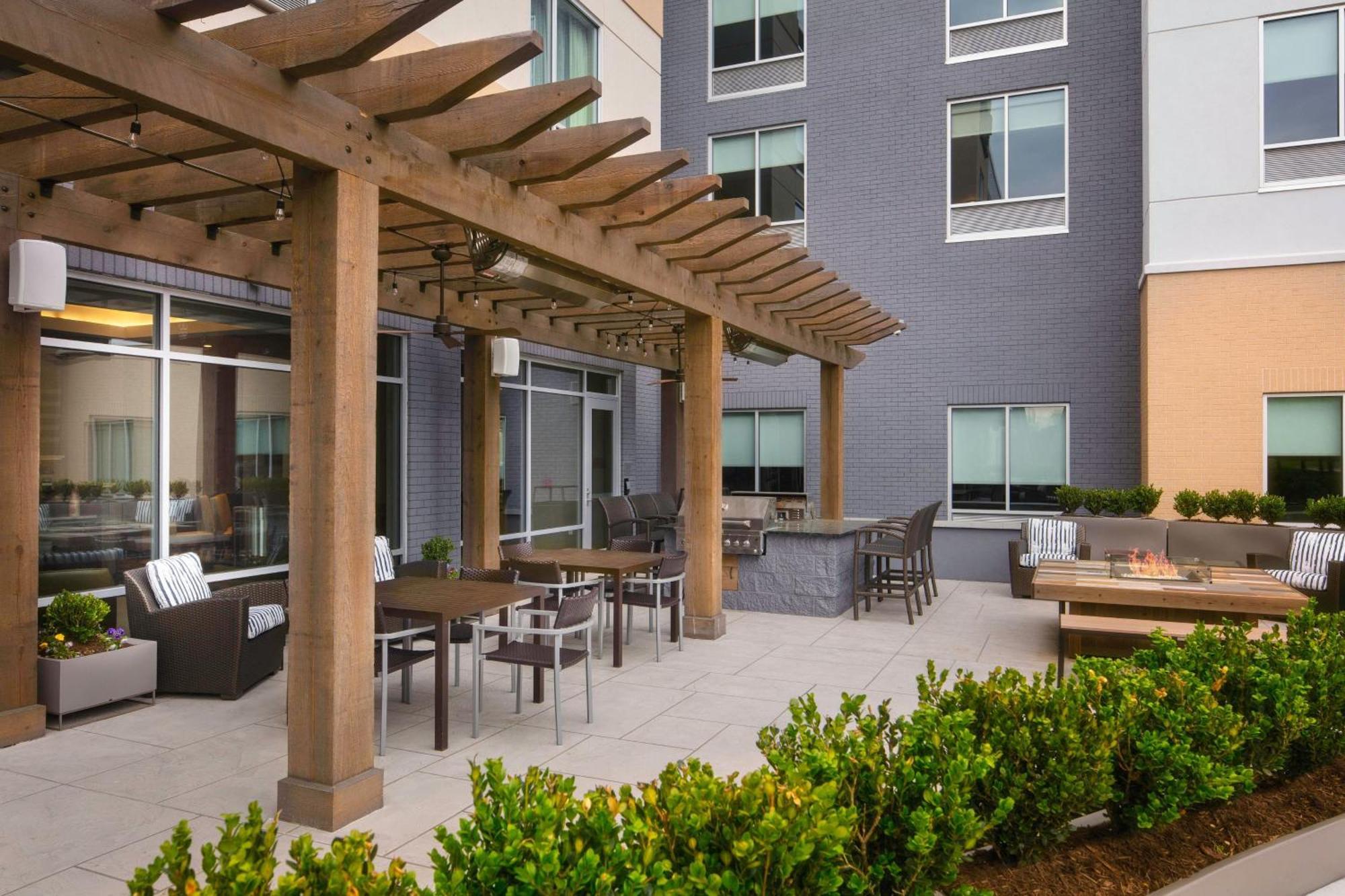 Fairfield Inn & Suites By Marriott Louisville Northeast Dış mekan fotoğraf